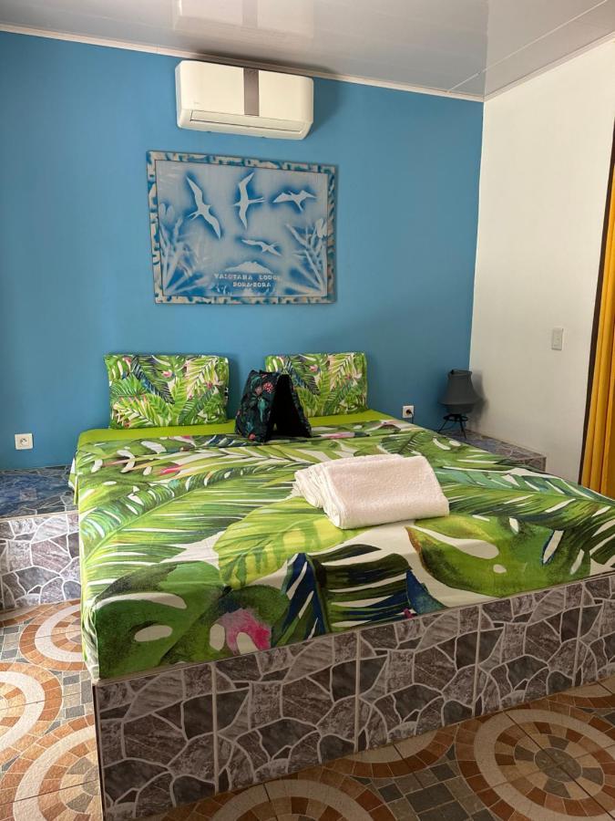 Vaiotaha Lodge بورا بورا المظهر الخارجي الصورة